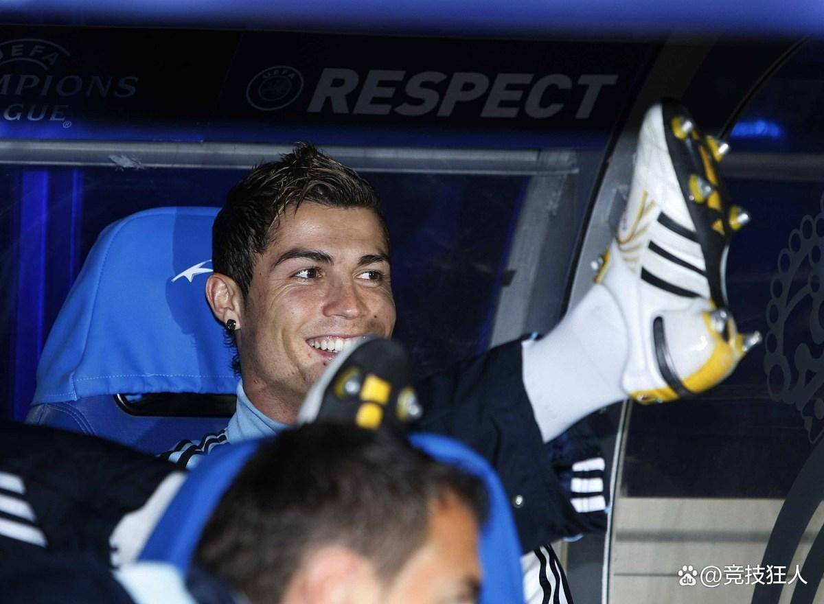 败北引发热议！，C罗在勇士比赛中比赛规则变更热度持续攀升